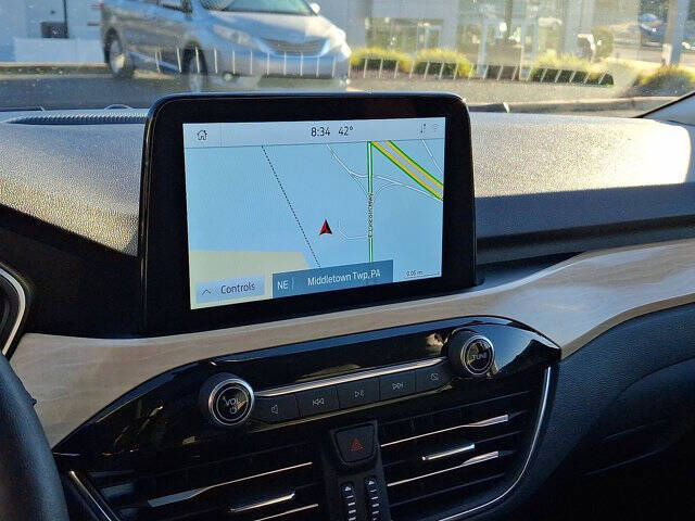 2021 Ford Escape Titanium