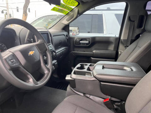 2021 Chevrolet Silverado 1500 Custom