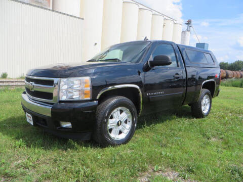 2007 Chevrolet Silverado 1500 for sale at The Car Lot in New Prague MN