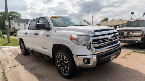 2017 Toyota Tundra SR5