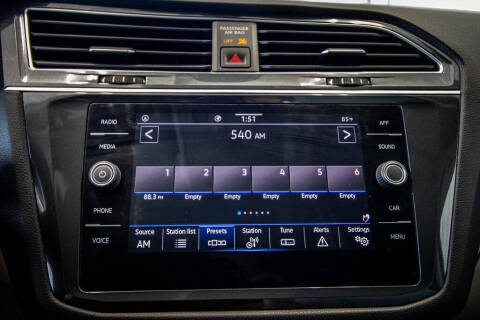 2022 Volkswagen Tiguan SE