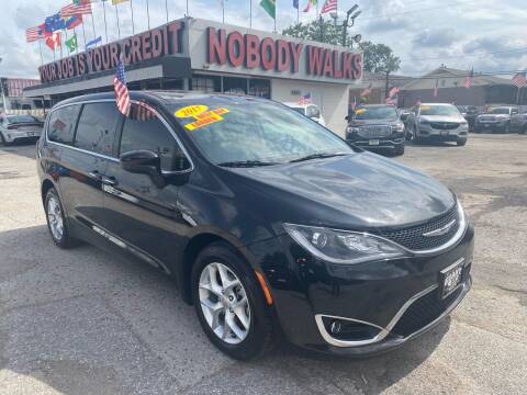 2017 Chrysler Pacifica for sale at Giant Auto Mart in Houston TX
