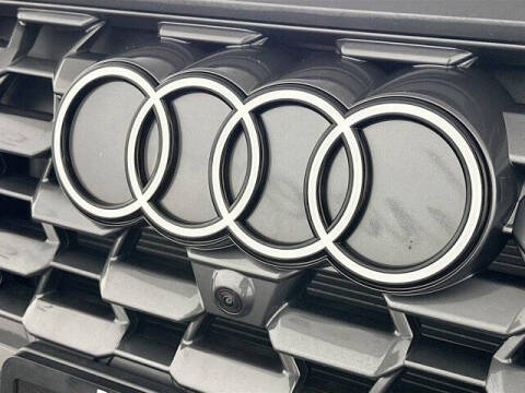 2025 Audi Q5 quattro Premium Plus TFSI