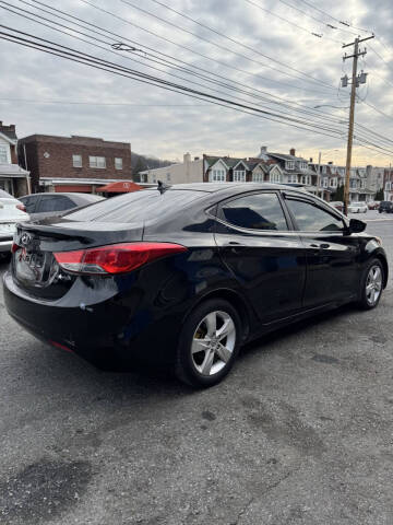 2011 Hyundai Elantra GLS