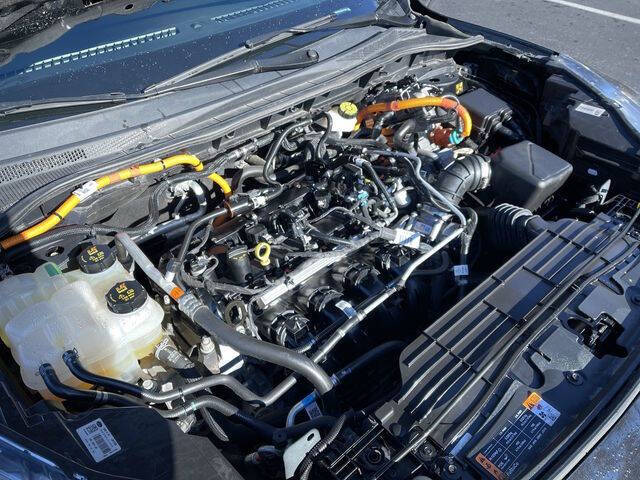 2022 Ford Escape Hybrid Titanium