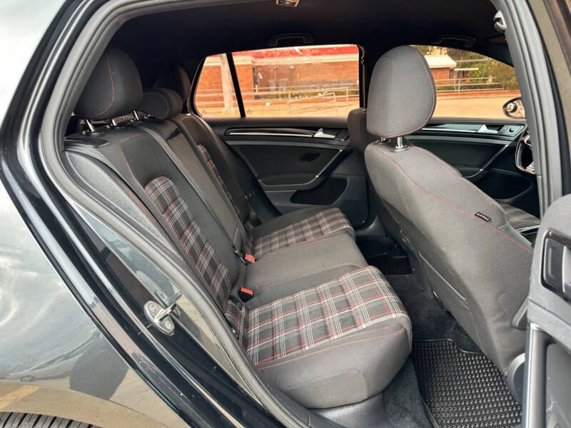 2015 Volkswagen Golf GTI S