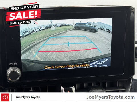 2025 Toyota Corolla Cross LE