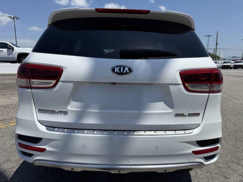 2016 Kia Sorento SX Limited