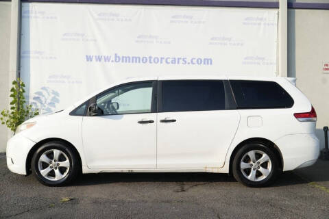 2011 Toyota Sienna Base 7-Passenger