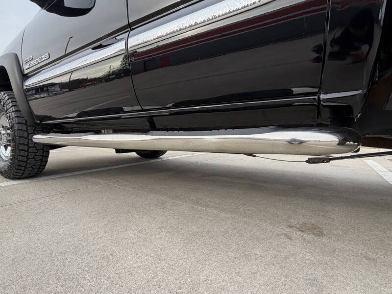 2003 GMC Sierra 2500HD SLT