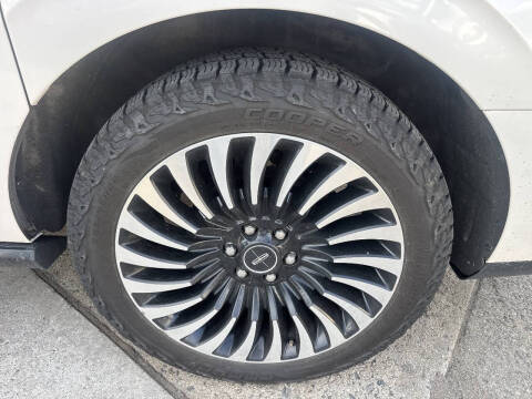 2018 Lincoln Navigator L Black Label