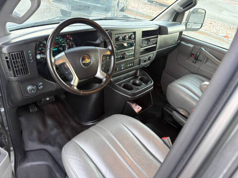 2017 Chevrolet Express LS 3500