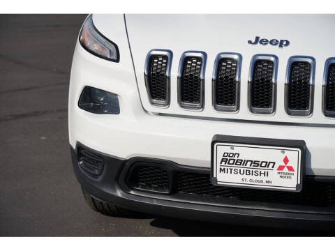 2017 Jeep Cherokee Sport