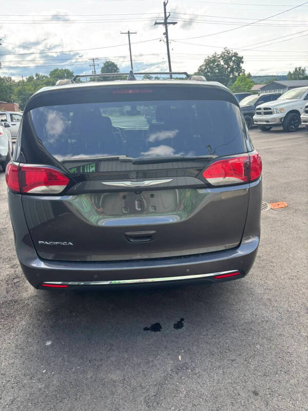 2017 Chrysler Pacifica