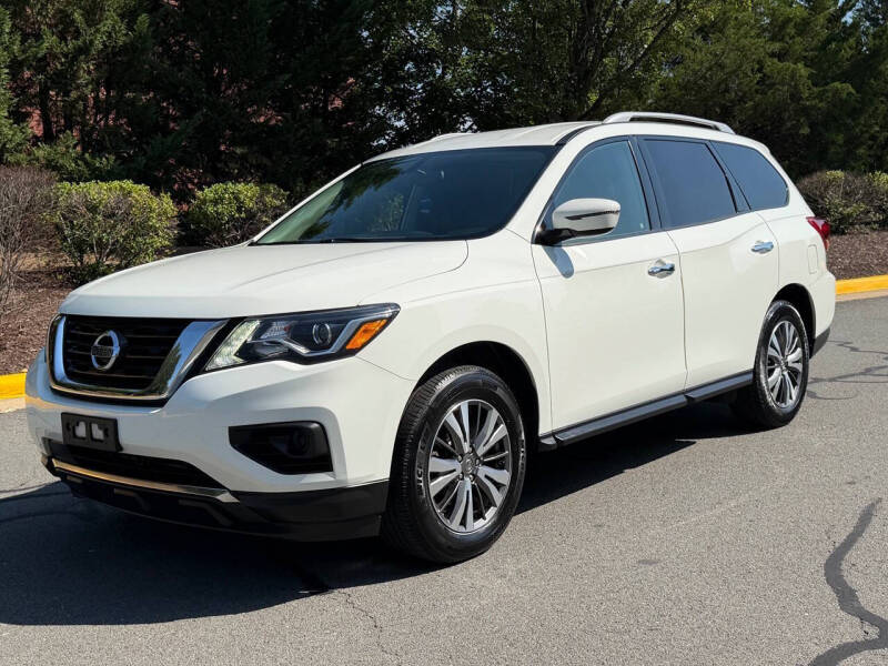 2019 Nissan Pathfinder S
