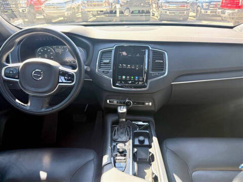 2020 Volvo XC90 T5 Momentum