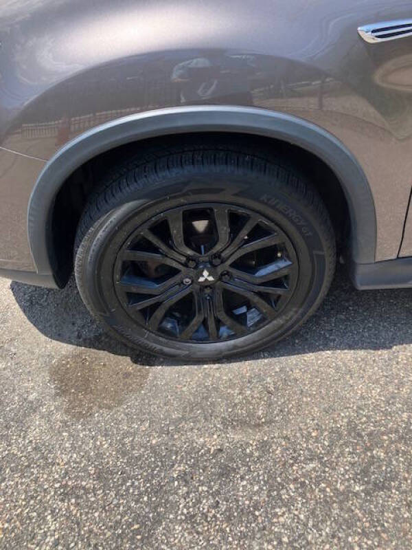 2018 Mitsubishi Outlander ES
