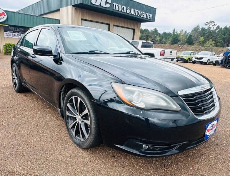 2012 Chrysler 200 S's photo