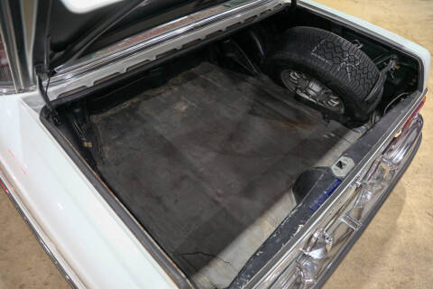 1972 Mercedes-Benz 280-Class