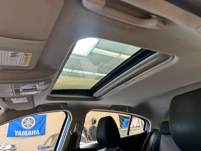 2015 Mazda MAZDA3 i Touring