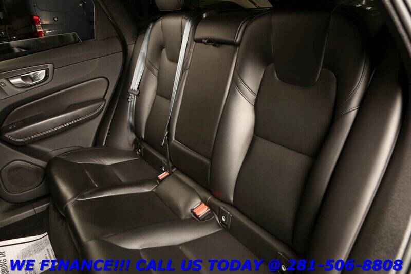 2023 Volvo XC60 B5 Core