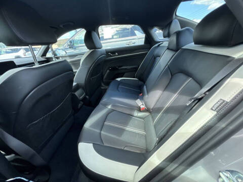 2025 Kia K5
