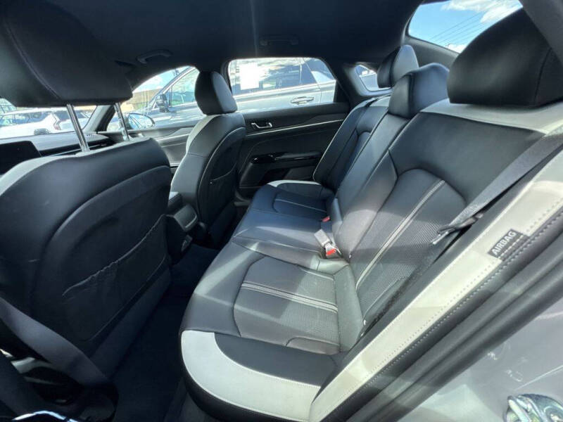 2025 Kia K5