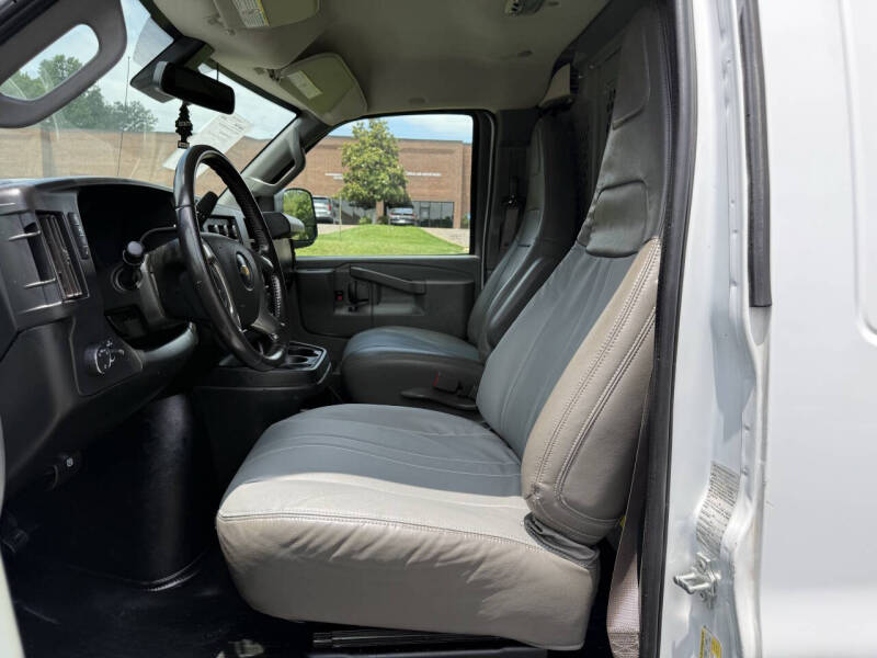 2019 Chevrolet Express 2500