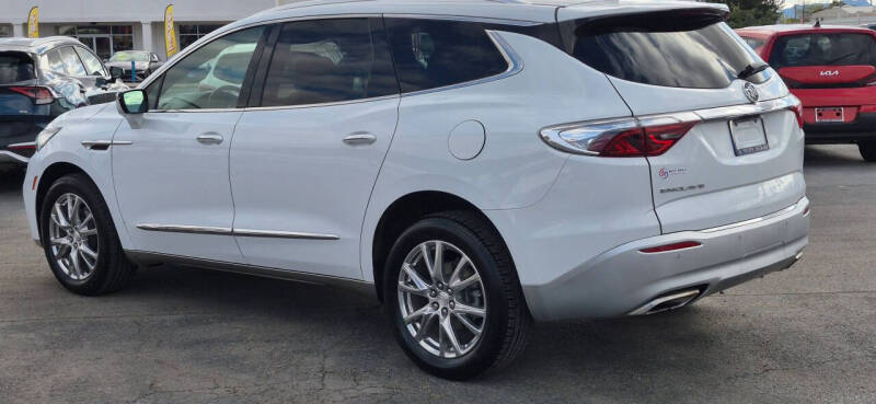 2022 Buick Enclave Premium