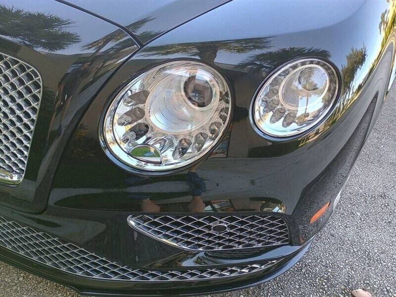 2017 Bentley Continental 39