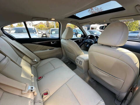 2014 Infiniti Q50 Premium