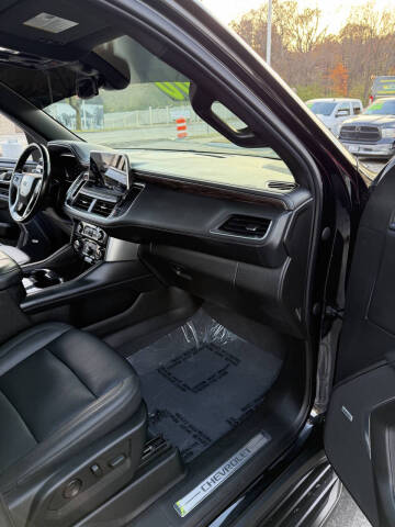 2022 Chevrolet Suburban LT