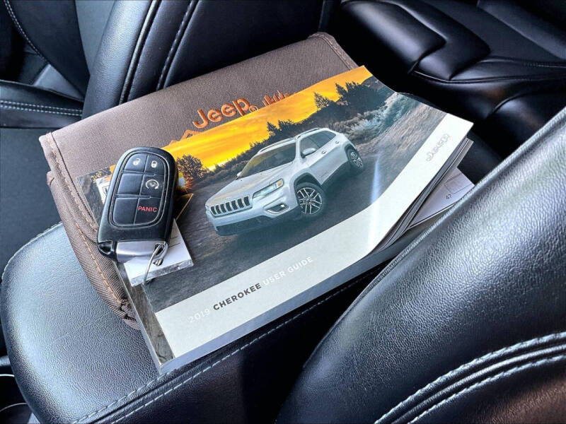 2019 Jeep Cherokee