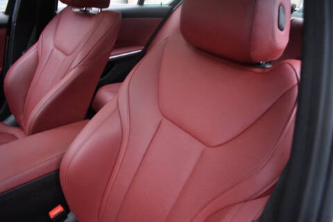 2024 BMW 3 Series 330i