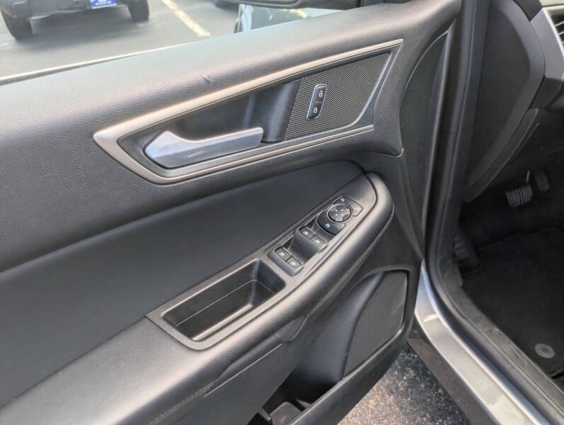 2024 Ford Edge