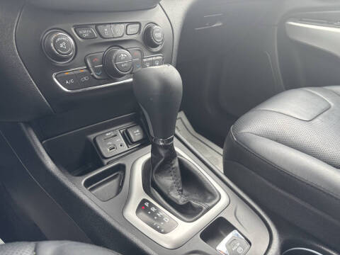 2017 Jeep Cherokee Overland