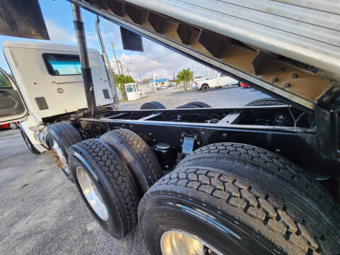 2019 Kenworth T880