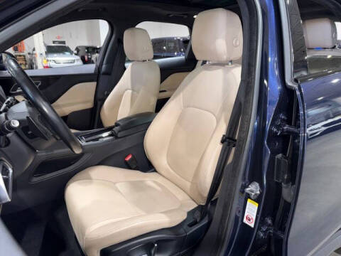 2019 Jaguar F-PACE 30t Premium