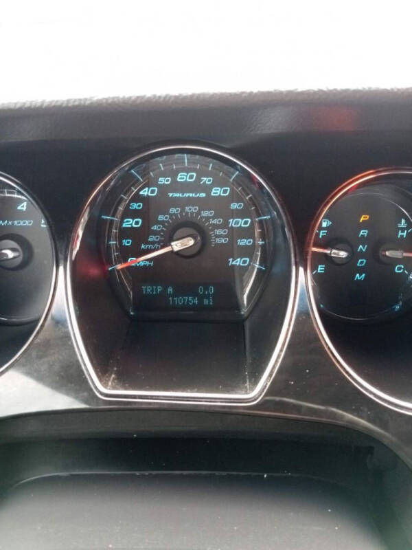 2010 Ford Taurus Limited