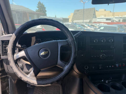 2014 Chevrolet Express 2500