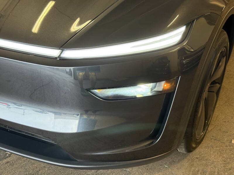 2026 Tesla Model Y Long Range