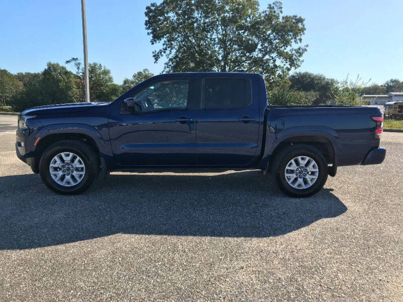 2023 Nissan Frontier SV