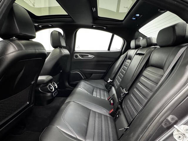 2023 Alfa Romeo Giulia Veloce