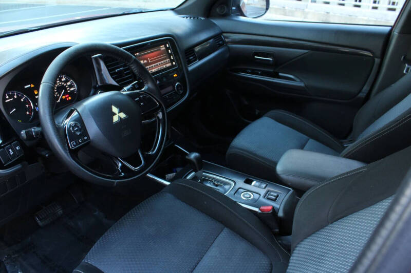 2018 Mitsubishi Outlander