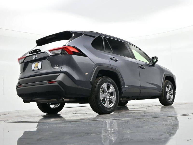 2024 Toyota RAV4 Hybrid LE