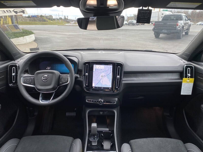 2024 Volvo XC40 Recharge Twin Ultimate