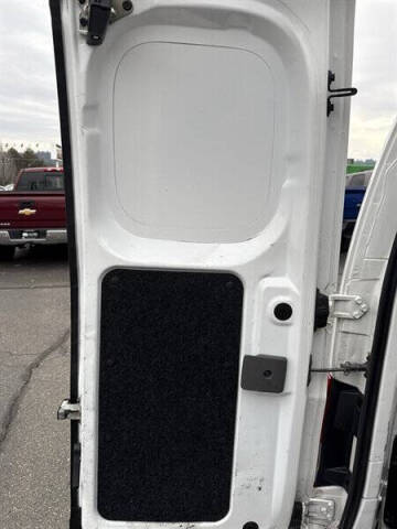 2017 Nissan NV200 SV