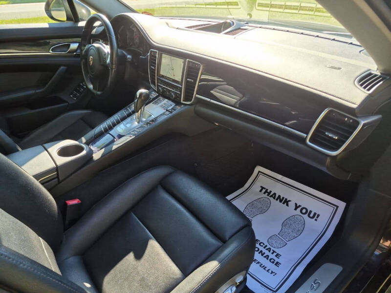2011 Porsche Panamera 4S