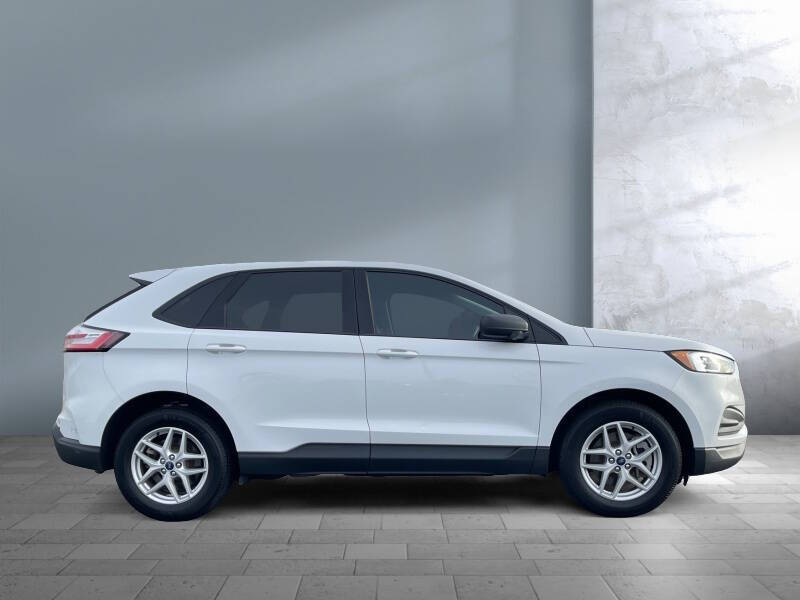 2021 Ford Edge SE