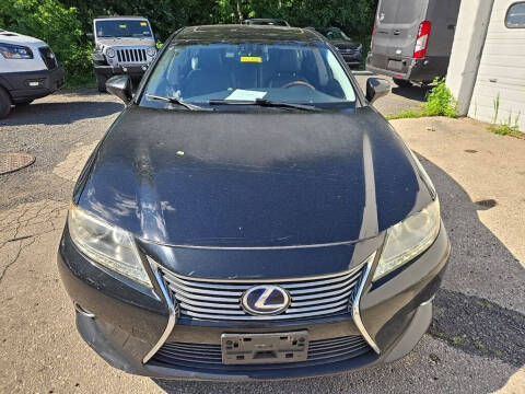 2013 Lexus ES 300h